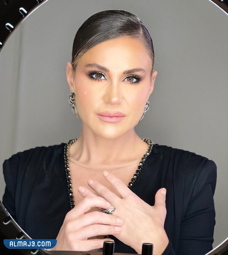 ديما قندلفت السيرة الذاتية