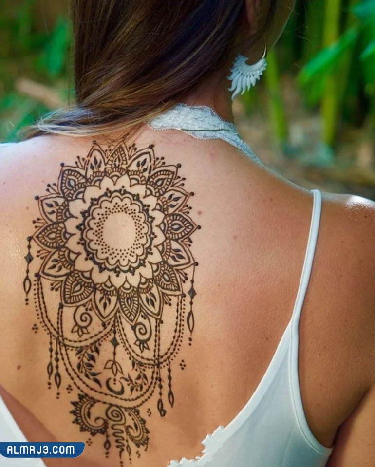 رسومات حنة على الجسم للعروسة 2023