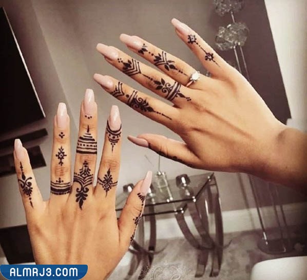 رسومات حنة على اليد رقيقة