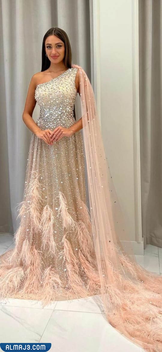 صور إيفلين خليفة ملكة جمال البحرين 2022