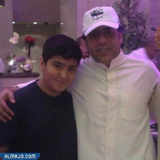 طلال زوج جود وهو صغير