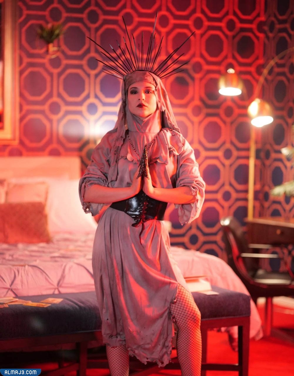 أفكار لبس الهالوين للكبار مخيفة 2022 بالصور