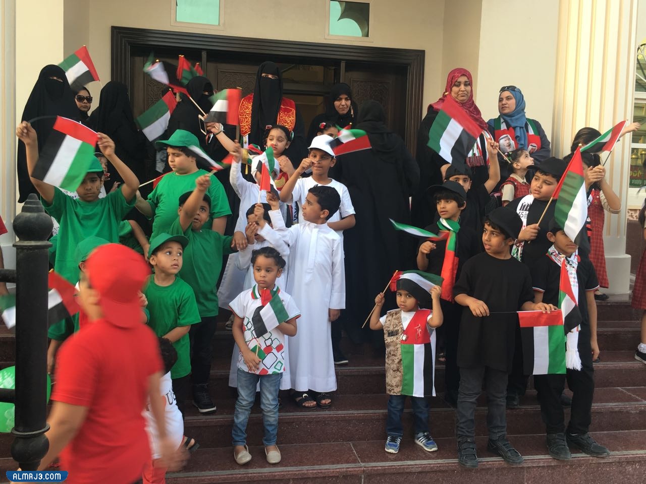 أنشطة يوم العلم لطلاب المدارس والروضة بالصور