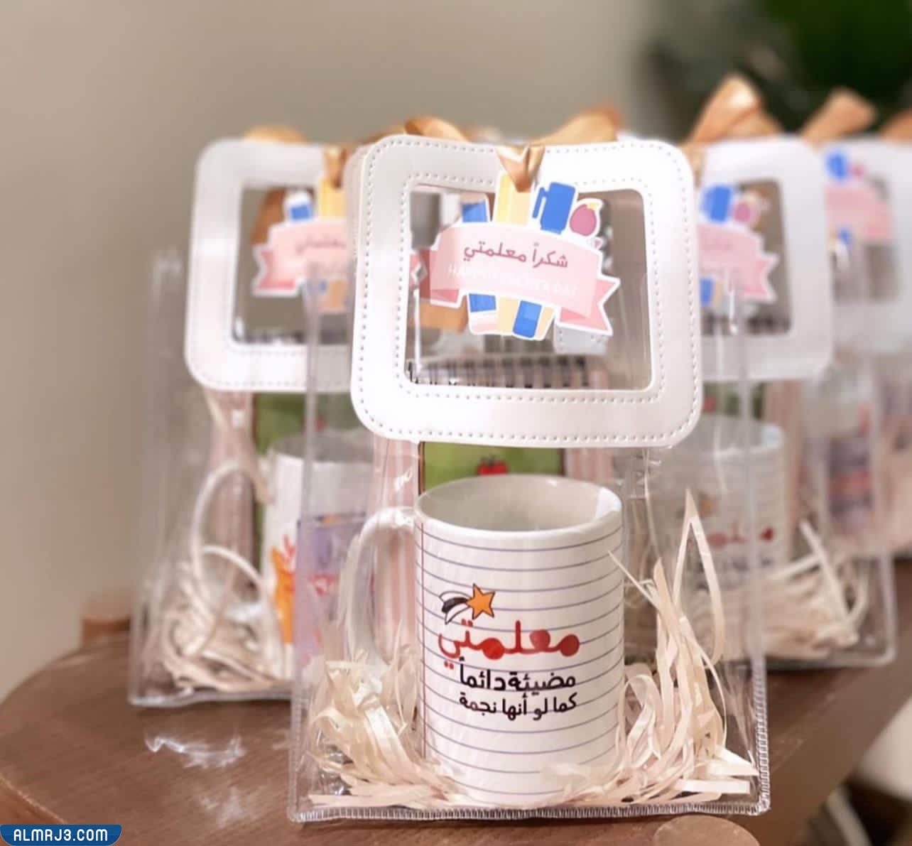 افكار هدايا للمعلمين في يوم المعلم 1444 بالصور