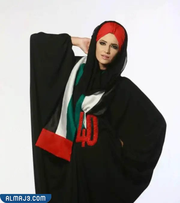 تصاميم فساتين سهرة وعباءات بألوان العلم الإماراتي بالصور