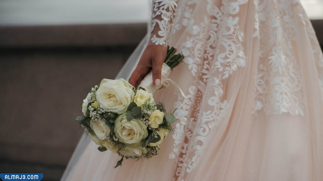 حلمت اني تزوجت من شخص غير زوجي ولم يدخل بي