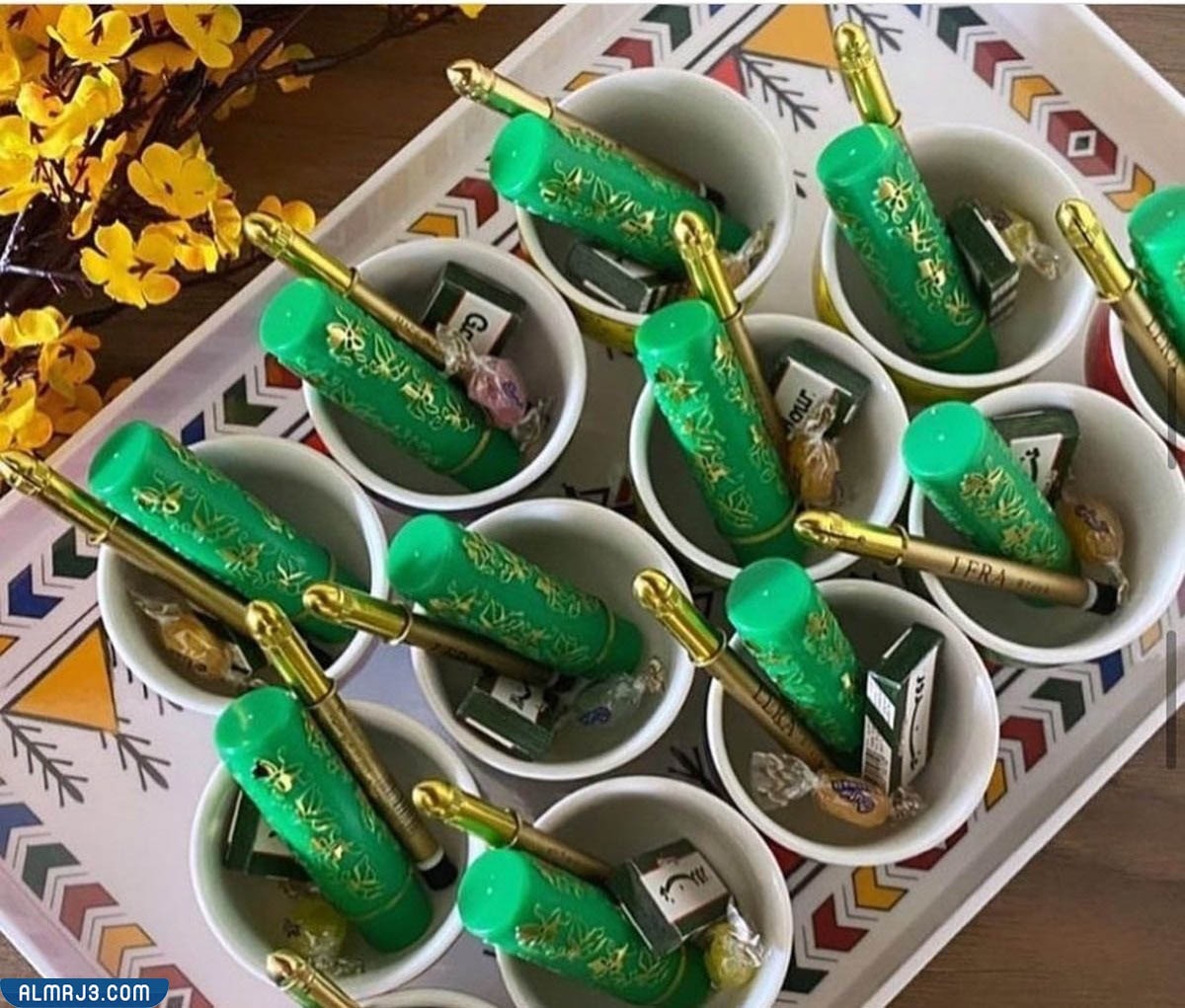 صور توزيعات يوم التخضير