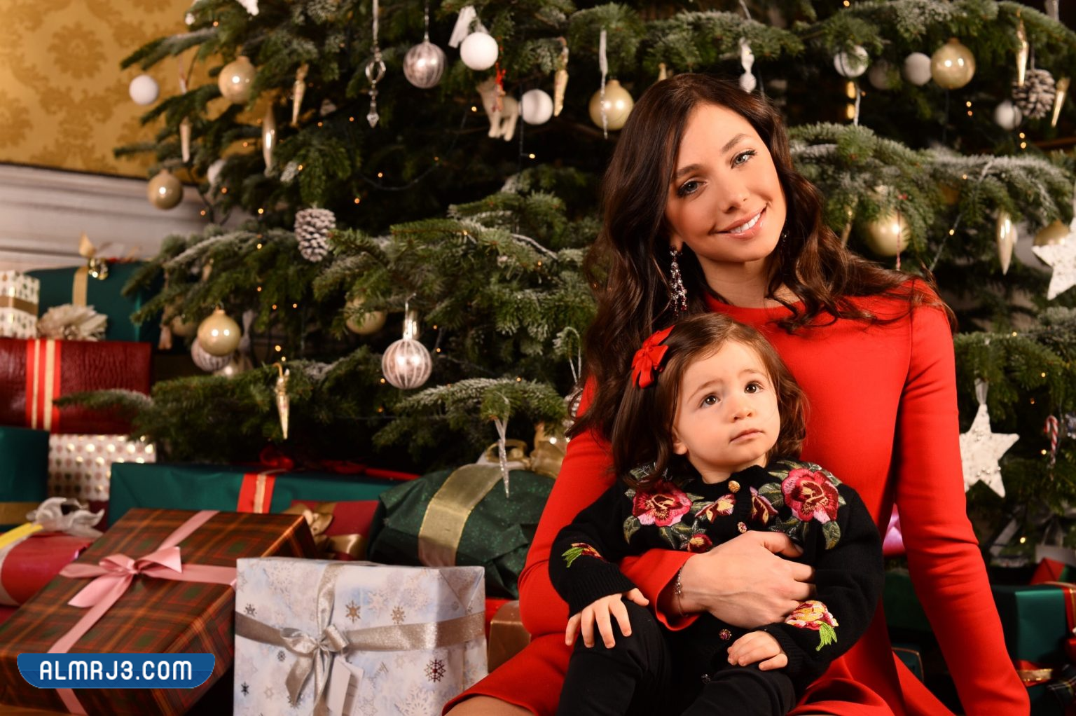 من هي لجين عضاضة ويكيبيديا