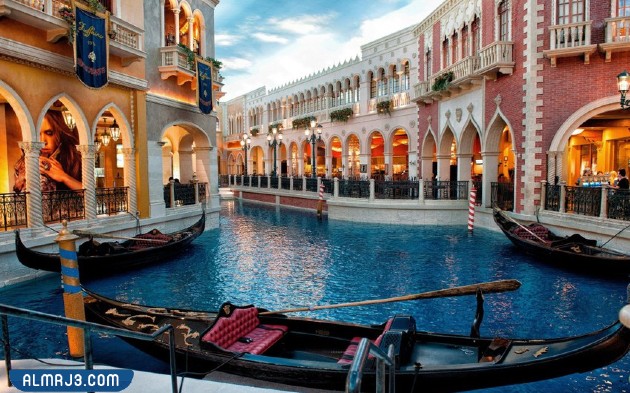 كم تكلفة السفر إلى ايطاليا لشخصين لمدة 10 ايام