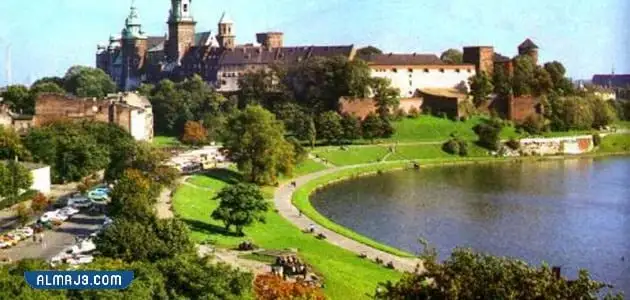 أين تقع بولندا وما هي عاصمتها