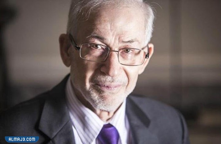 إبراهيم منير السيرة الذاتية