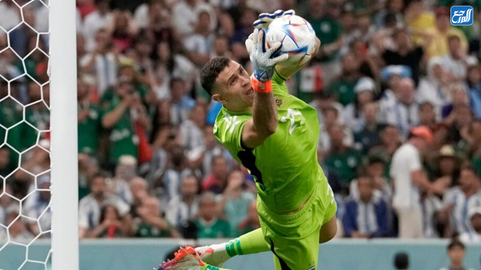 إيميليانو مارتينيز السيرة الذاتية