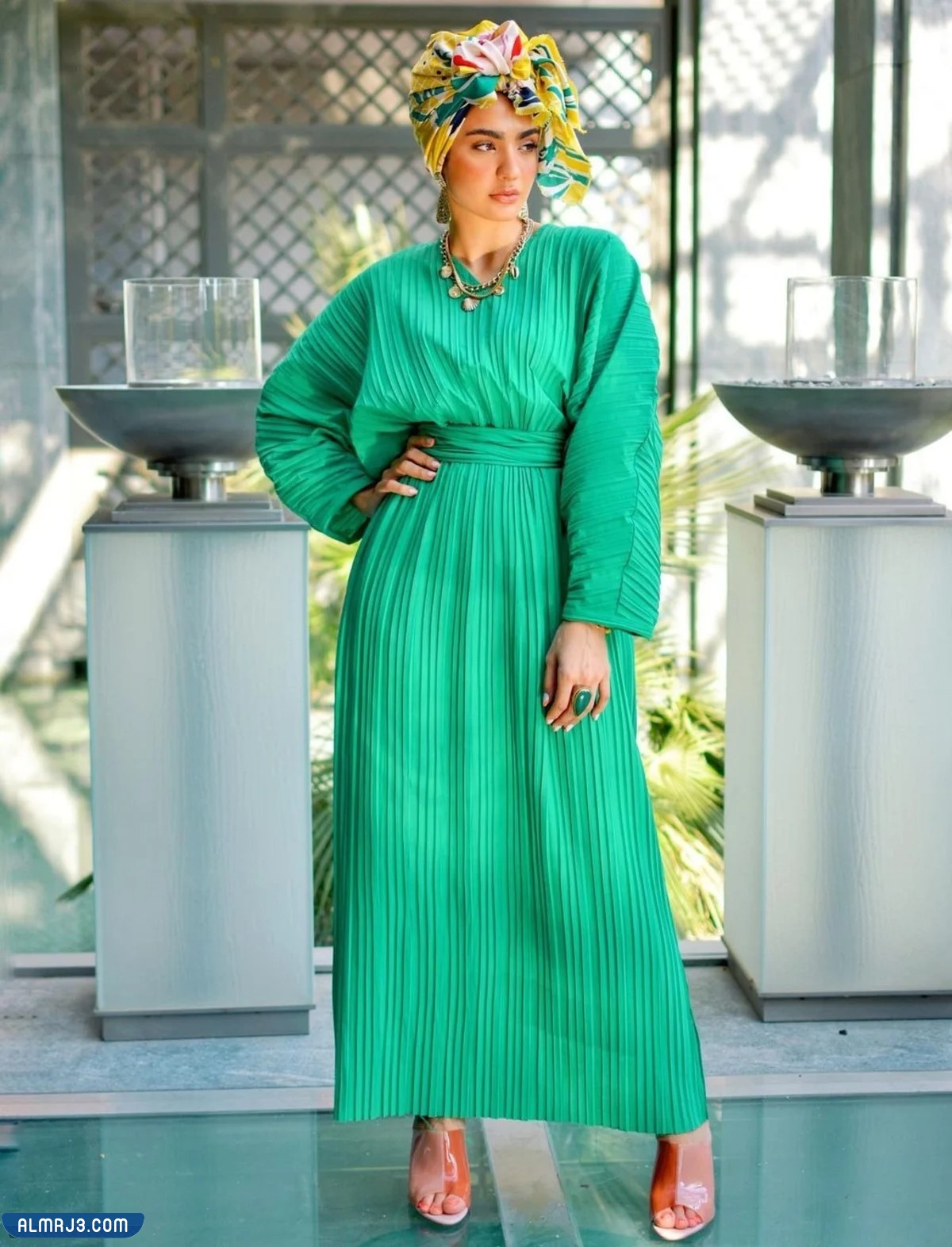 صور إطلالات للسهرة في يوم العلم الإماراتي