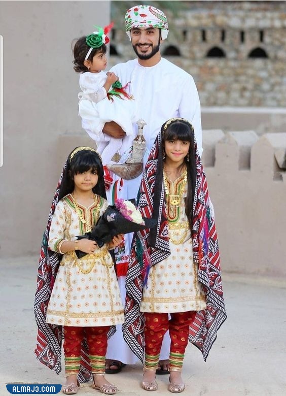 صور فساتين العيد الوطني العماني 52