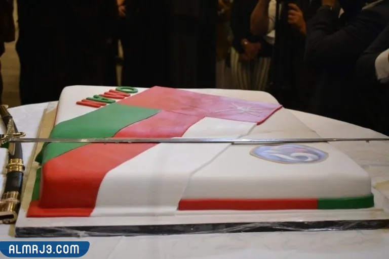 كيك العيد الوطني العماني