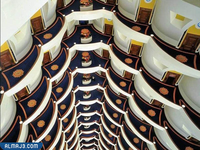 صور برج خليفة من الداخل