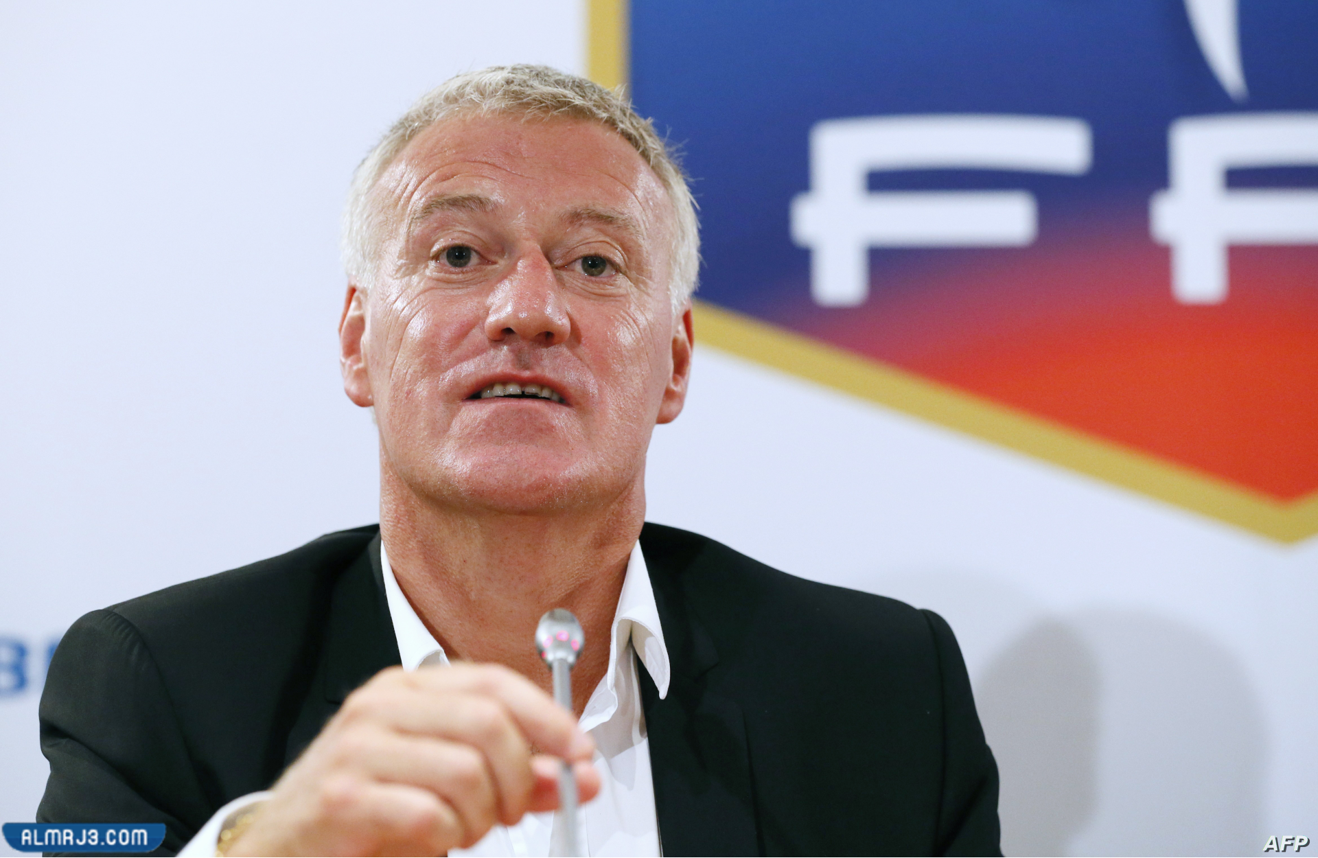 من هو مدرب منتخب فرنسا الحالي