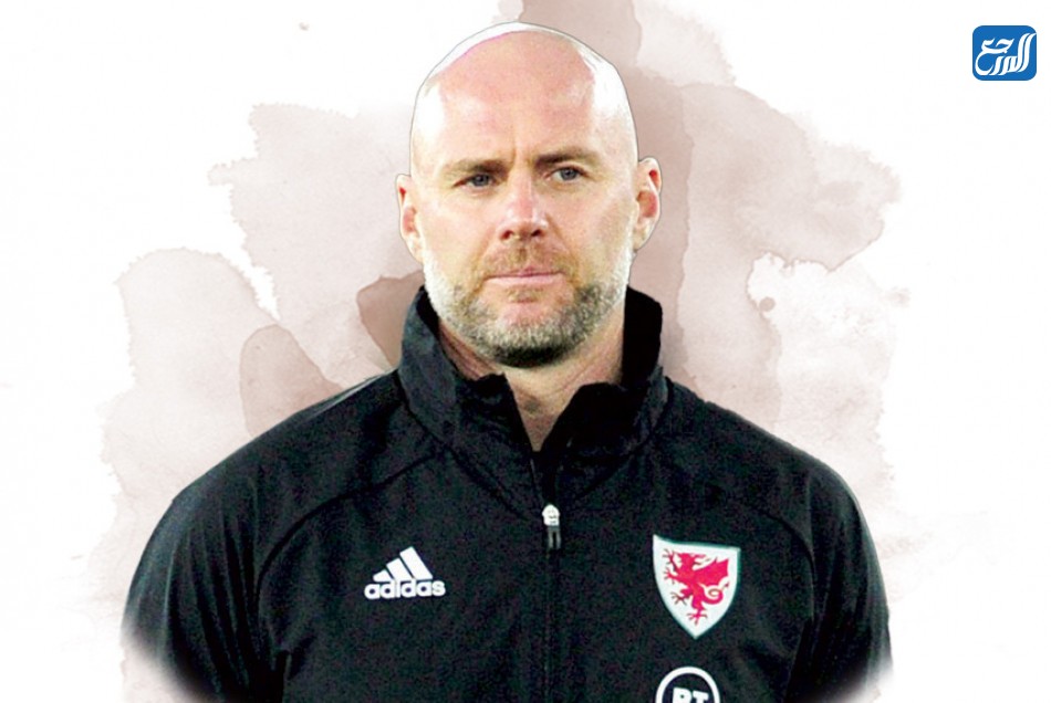من هو مدرب منتخب ويلز الحالي