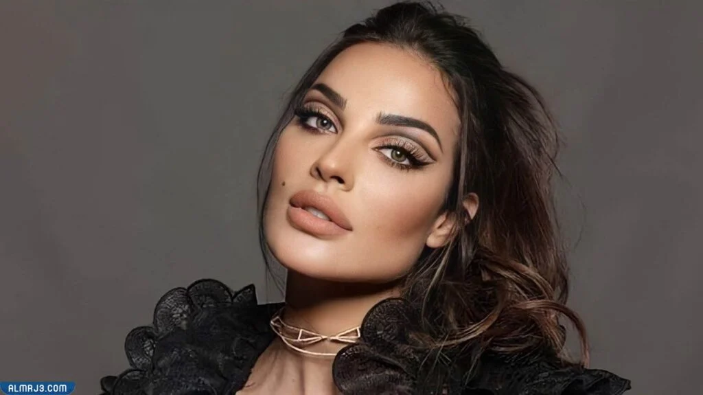 من هي نادين نسيب نجيم