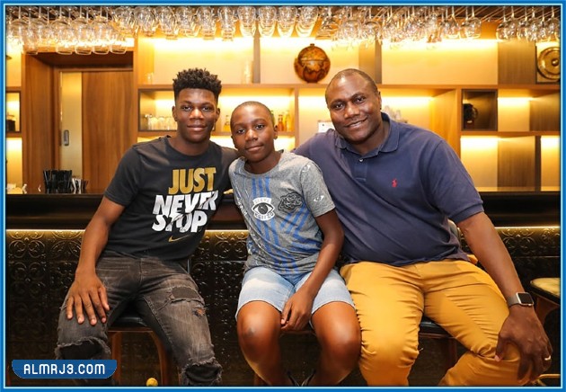 ما هي اصول اللاعب تشاوميني