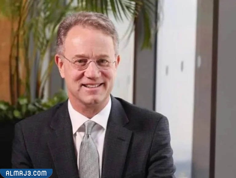 جورج تناسيفيتش السيرة الذاتية