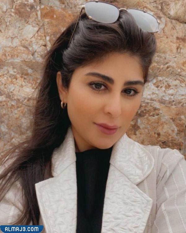 زارا البلوشي قبل وبعد التجميل