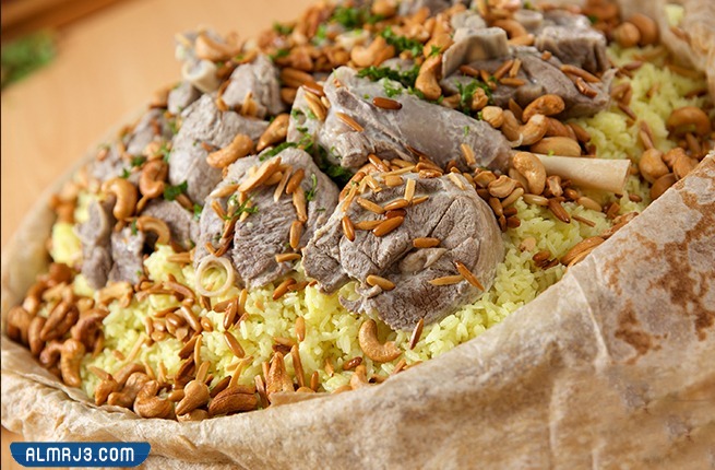 ما هو المنسف