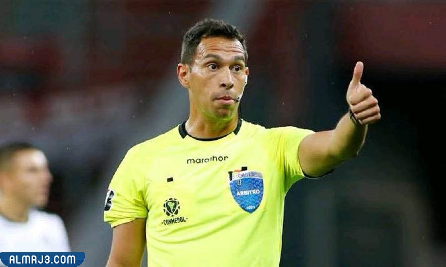 من هو حكم مباراة كوريا والبرتغال