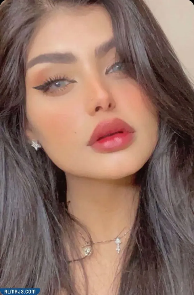 من هي أمل أحمد السيرة الذاتية