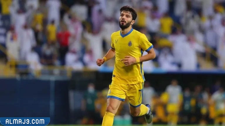 اللاعب جلال الدين ماشاريبوف