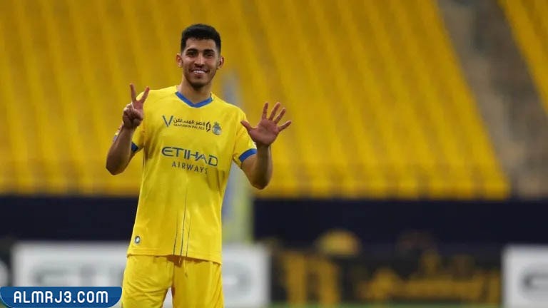 اللاعب علي الحسن