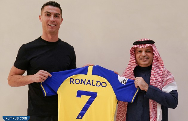 كم يبلغ راتب كريستيانو رونالدو في الثانية