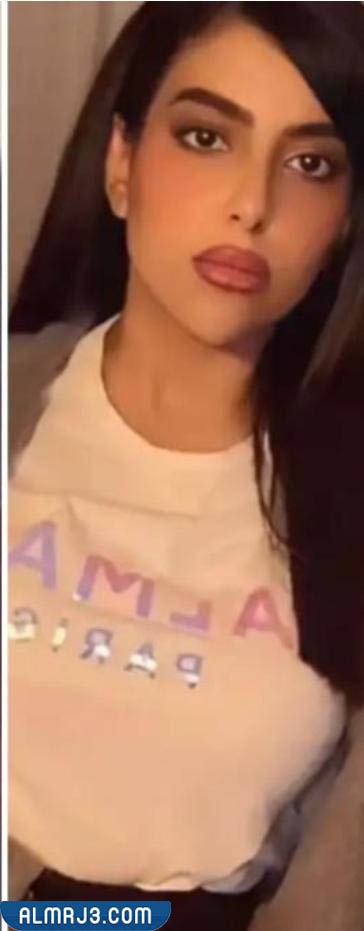 من هي شبيهة جورجينا السعودية بالصور