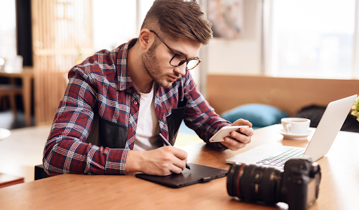 7 مهارات رقمية يمكن أن تساعدك على كسب المال عبر الإنترنت